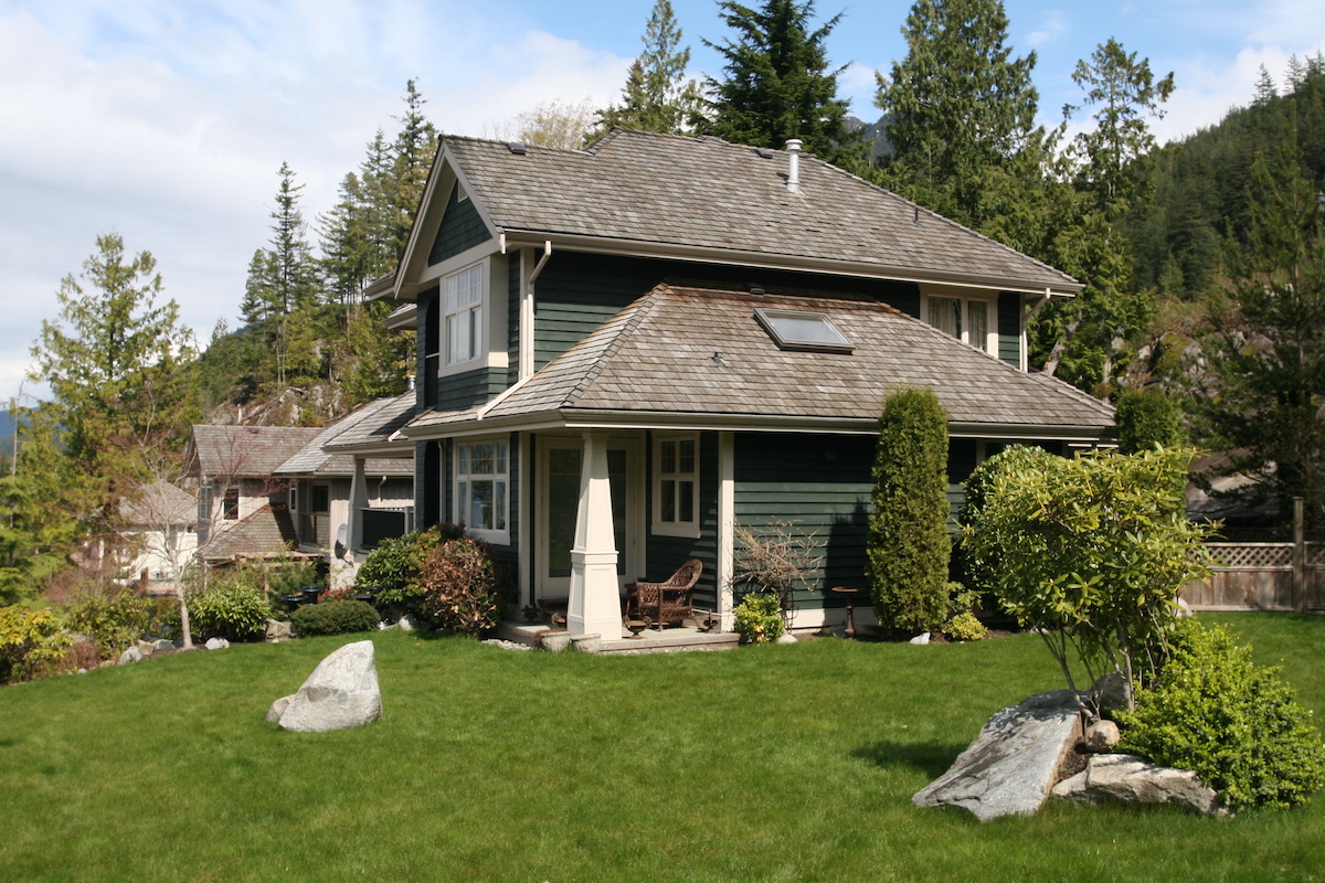 Building Your Dream Home in Canada: The Top Trends, Builders, and Tips
